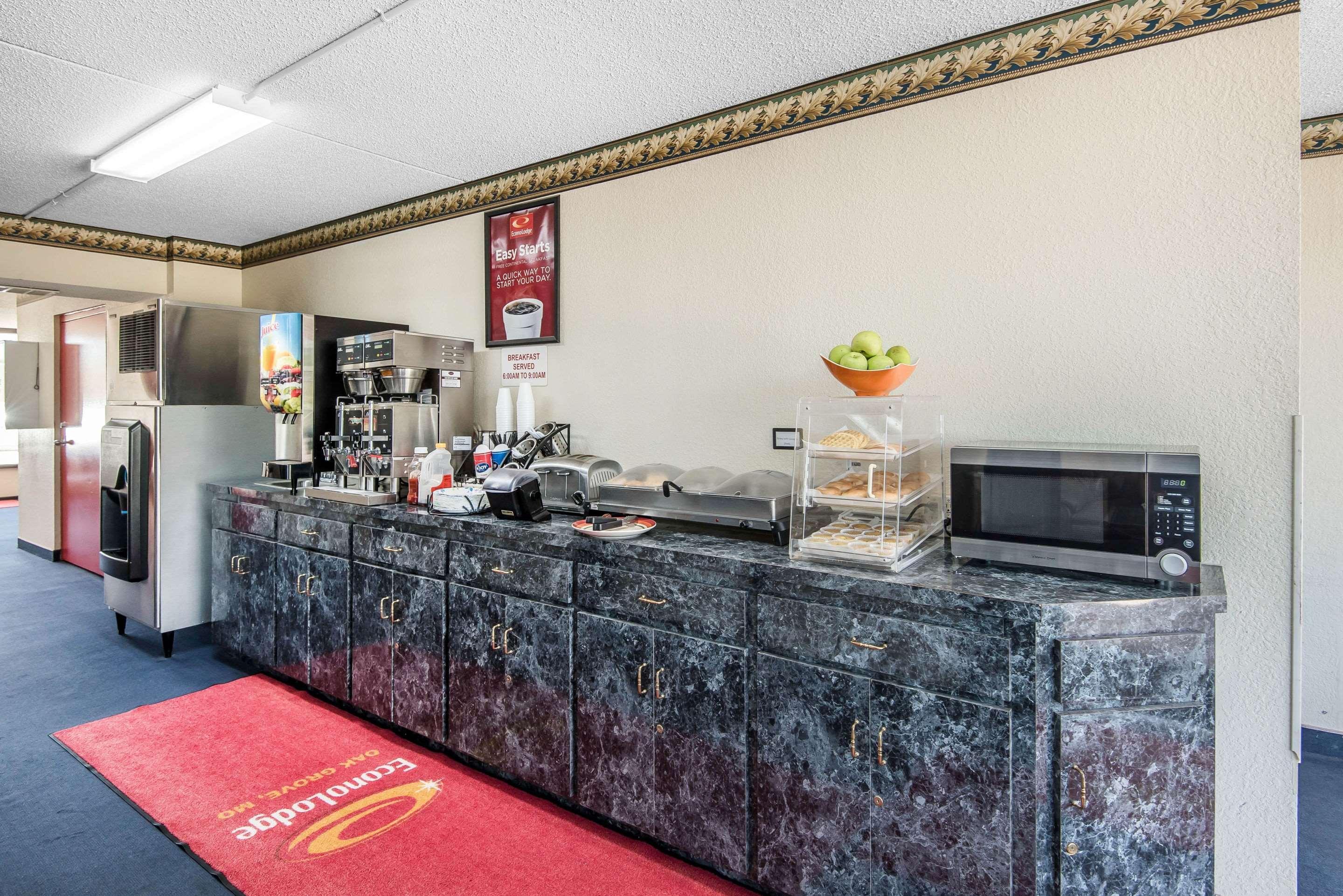 Econo Lodge Oak Grove-Blue Springs Bagian luar foto