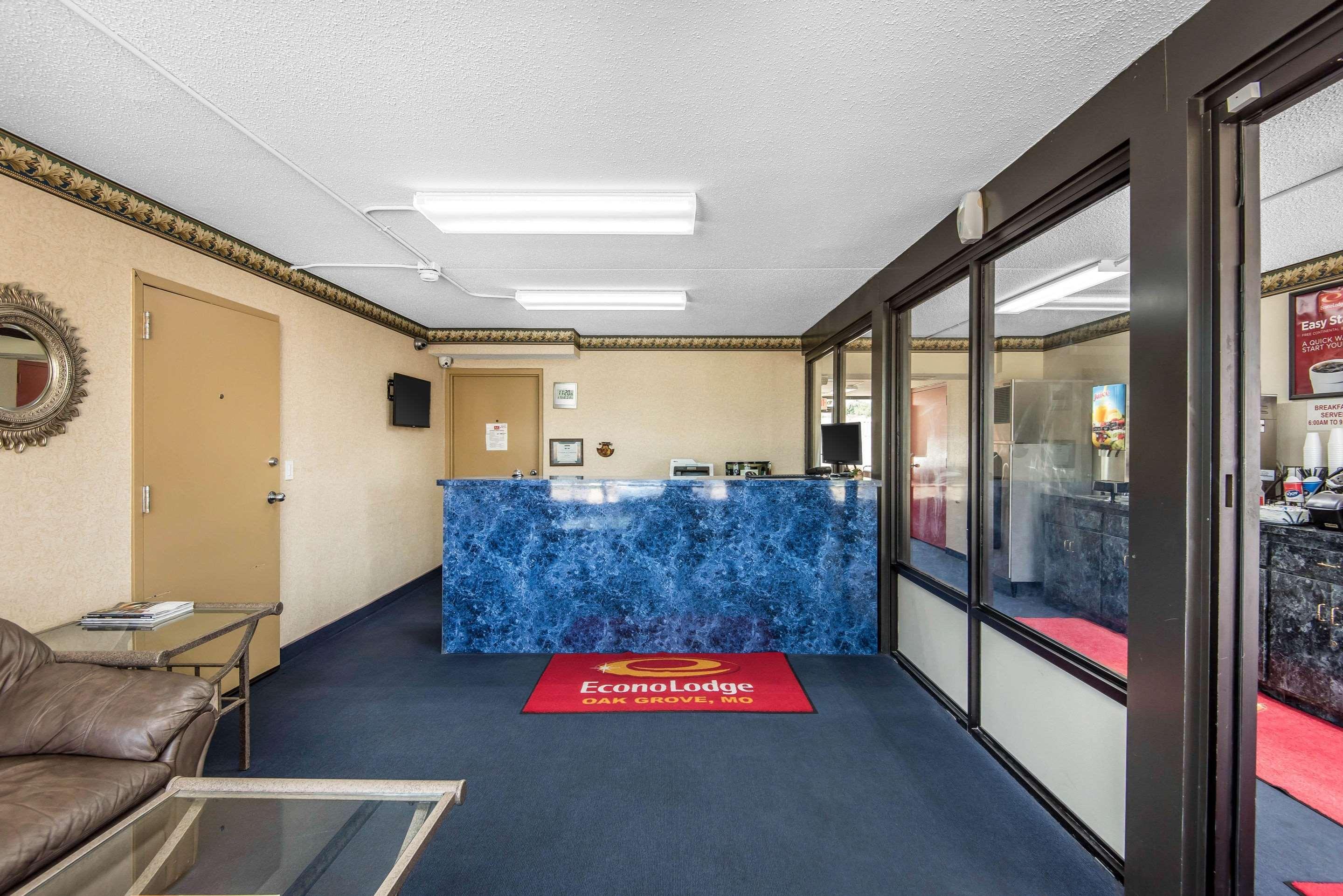 Econo Lodge Oak Grove-Blue Springs Bagian luar foto