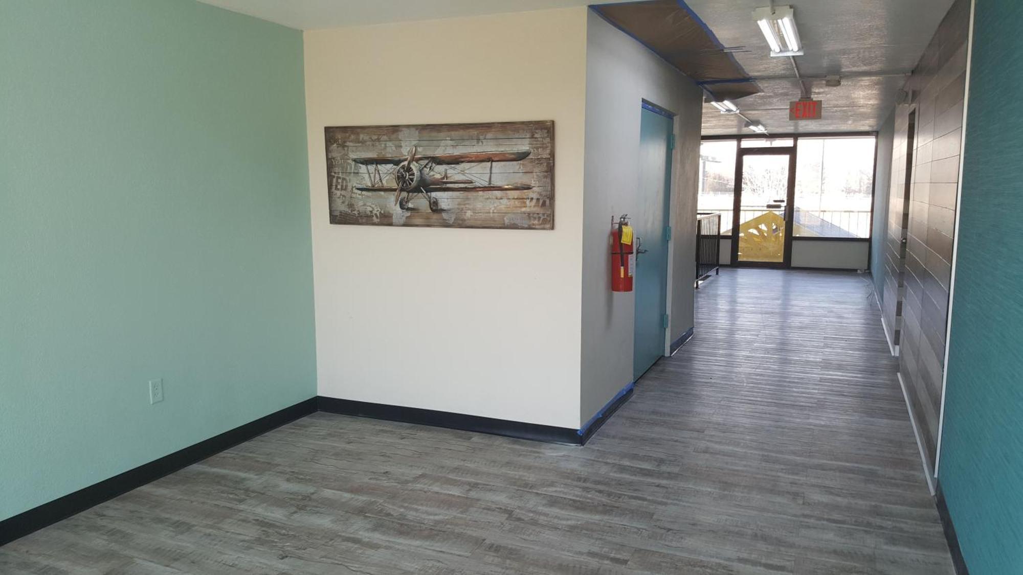 Econo Lodge Oak Grove-Blue Springs Bagian luar foto