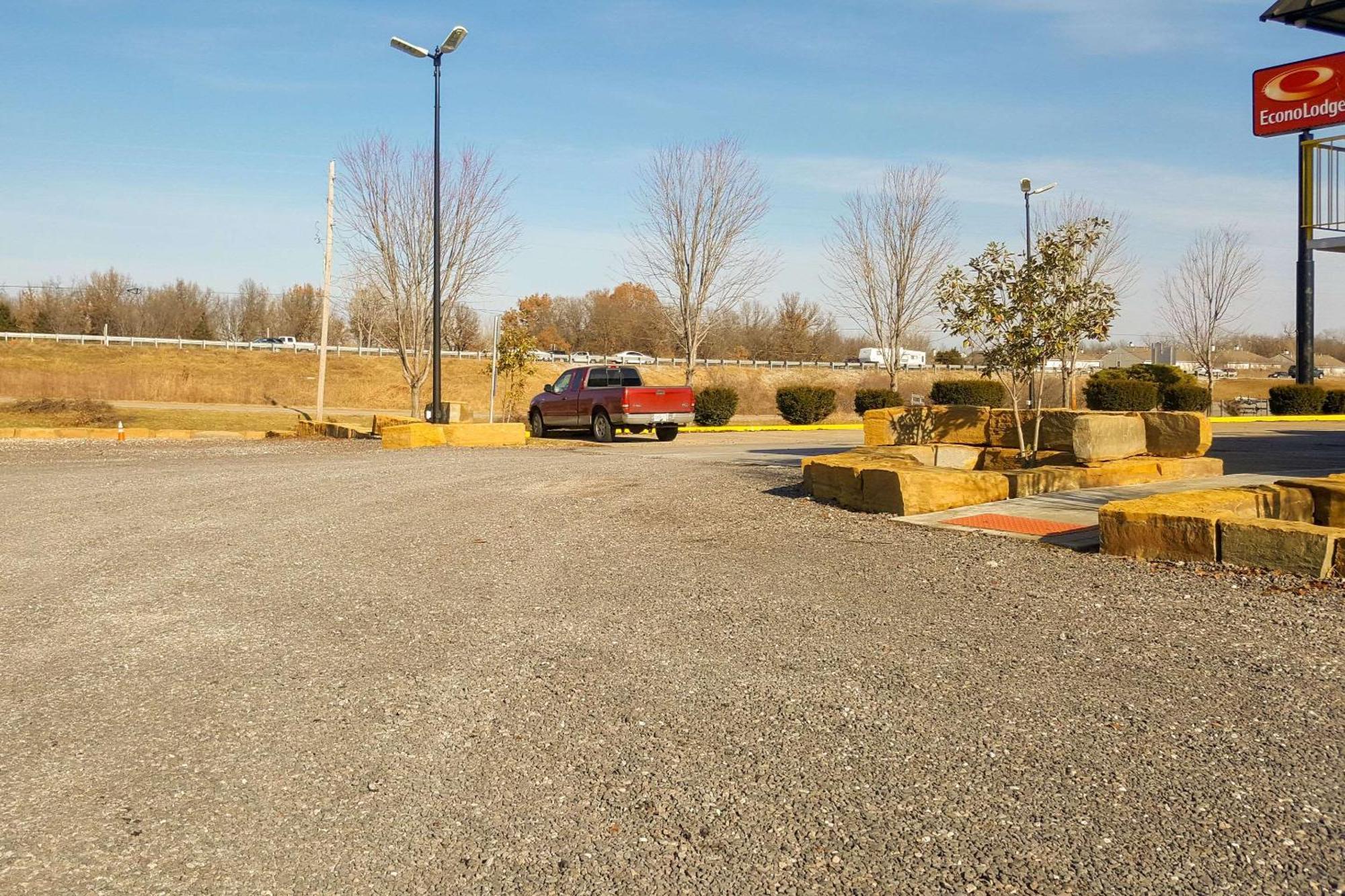 Econo Lodge Oak Grove-Blue Springs Bagian luar foto